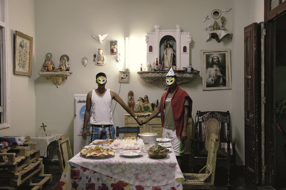 Group exhibition at Seattle Art Museum addresses universal themes through sculpture, photography and portraits